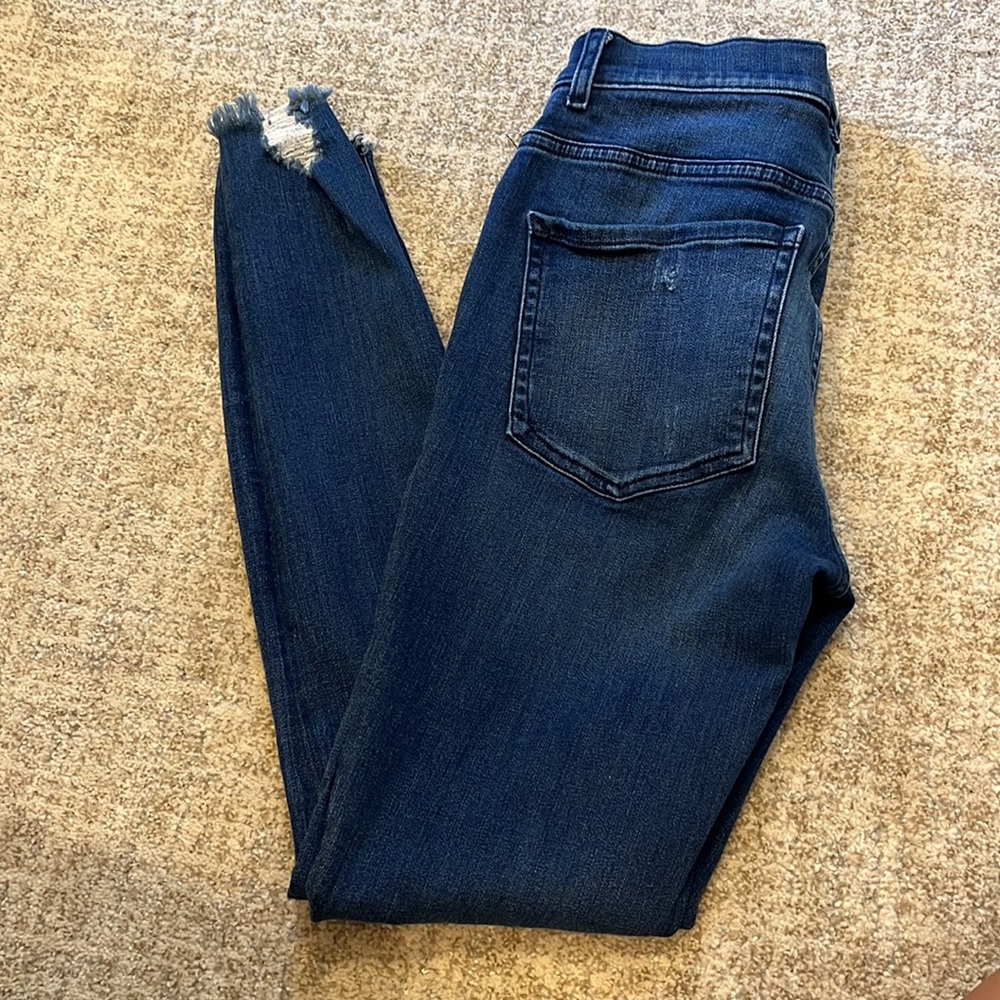 Express Distressed Stretch+ Ankle High Rise Size 4 regular - Picture 4 of 5